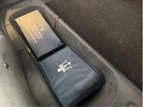 Used 2017 Maserati GranTurismo Sport RWD image 39