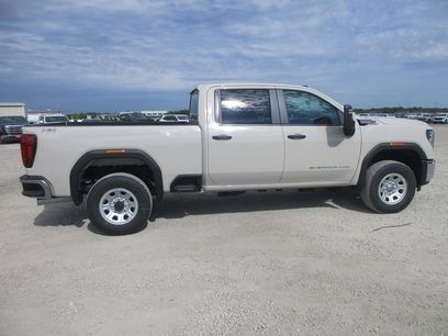 New 2026 GMC Sierra 2500 Pro
