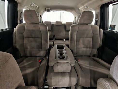 Used 2016 Honda Odyssey EX image 19