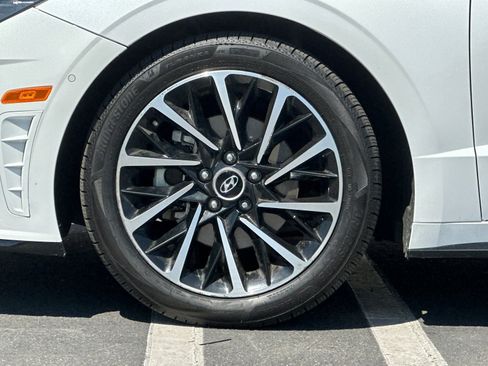 Used 2021 Hyundai Sonata Limited image 24