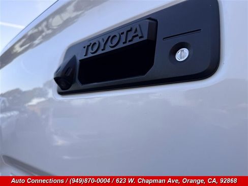 Used 2018 Toyota Tacoma SR w/ SR Convenience Package AWD/4WD image 30
