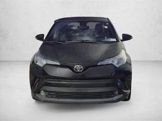 Used 2018 Toyota C-HR XLE FWD video 2