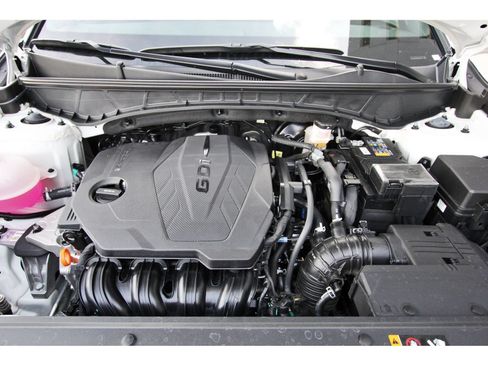 Certified 2026 Hyundai Santa Cruz SEL FWD image 31