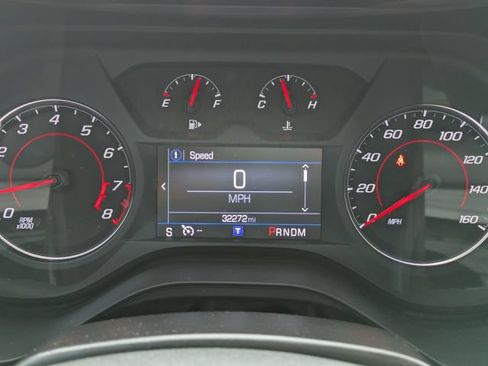 Used 2023 Chevrolet Camaro LT RWD image 17