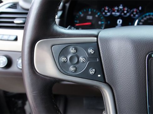 Used 2017 GMC Yukon Denali w/ Open Road Package image 19