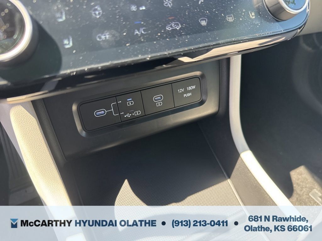 Used 2025 Hyundai Tucson Limited AWD/4WD image 25