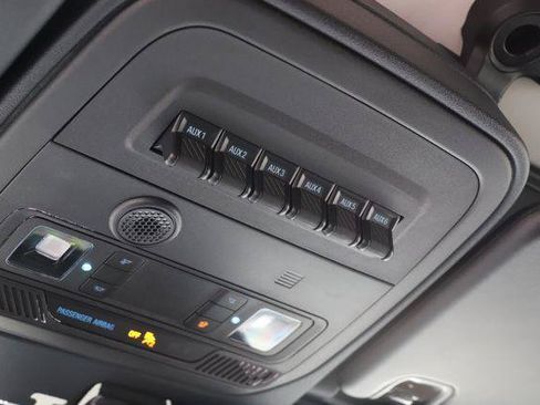 New 2026 Ford Bronco Raptor AWD/4WD image 43