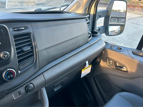 New 2025 Ford Transit 250 148 Medium Roof w/ Load Area Protection Package image 38