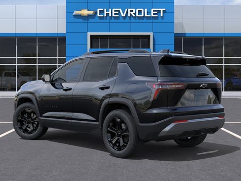 New 2026 Chevrolet Equinox LT w/ Midnight Edition FWD image 4