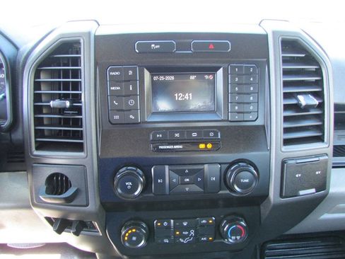 Used 2022 Ford F250 XL w/ Power Equipment Group RWD image 30