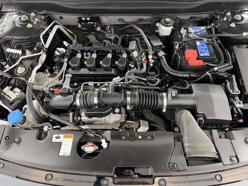 Used 2021 Honda Accord EX-L image 11