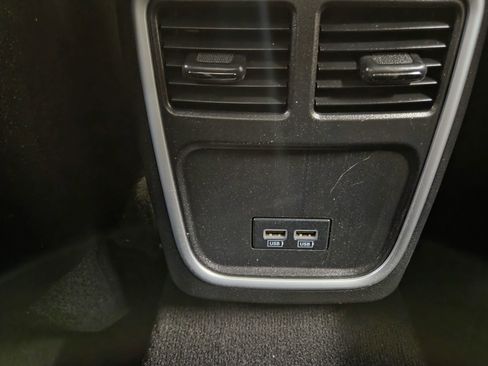 Used 2021 Dodge Charger R/T image 34