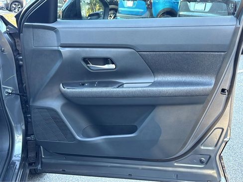 New 2026 Nissan Kicks SV image 11