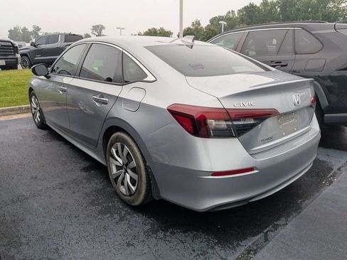 Used 2025 Honda Civic LX image 4