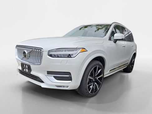 New 2025 Volvo XC90 B6 Plus w/ Protection Package Premier image 2