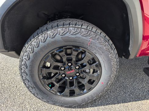 New 2026 GMC Canyon Elevation w/ Convenience Package image 2