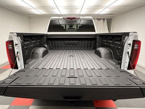 New 2026 GMC Sierra 2500 Denali w/ Denali Reserve Package image 25