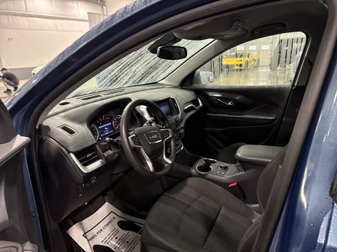 Used 2024 GMC Terrain SLE w/ Driver Convenience Package AWD/4WD image 7