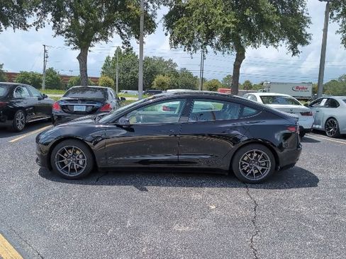 Used 2023 Tesla Model 3 Standard Range RWD image 3