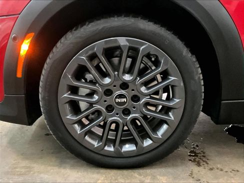 Certified 2025 MINI Cooper S FWD image 12