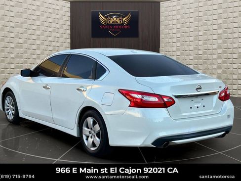 Used 2017 Nissan Altima 2.5 SV FWD image 4