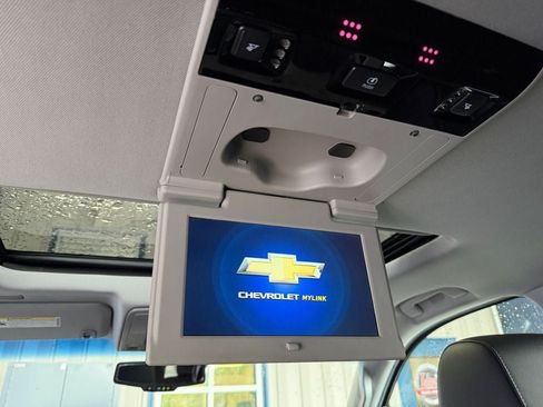 Used 2018 Chevrolet Tahoe Premier AWD/4WD image 32