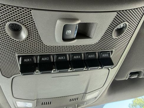 Used 2019 Ford F250 Lariat w/ Lariat Ultimate Package AWD/4WD image 27