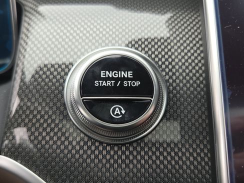 New 2026 Mercedes-Benz GLC 300 image 12