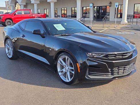 Used 2019 Chevrolet Camaro LT w/ RS Package image 5