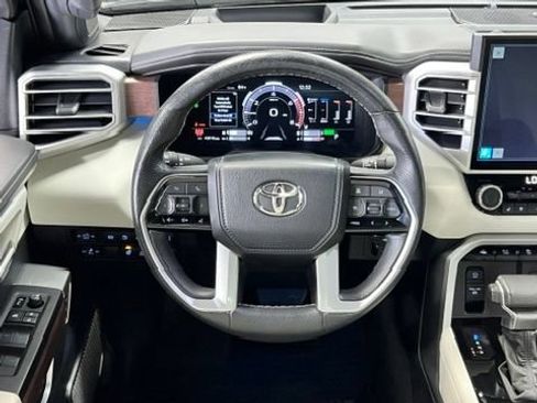 Used 2022 Toyota Tundra Capstone AWD/4WD image 29