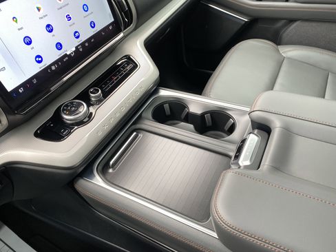 Used 2025 Ford Expedition Max Active image 29