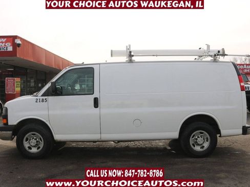 Used 2017 GMC Savana 2500 RWD image 8
