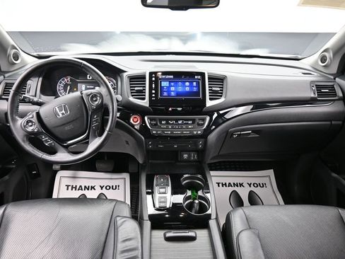 Used 2018 Honda Pilot Elite image 25