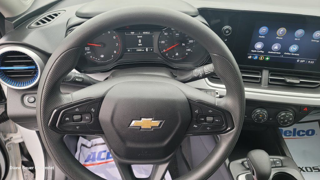 Used 2024 Chevrolet Trax LS w/ LS Convenience Package FWD image 20