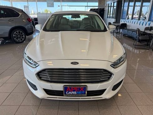 Used 2014 Ford Fusion SE FWD image 7