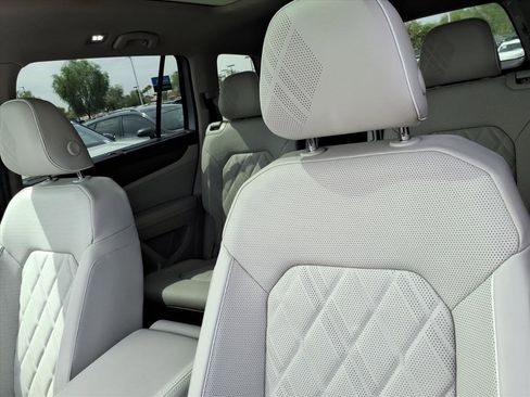 New 2026 Volkswagen Atlas SEL Premium R-Line image 14