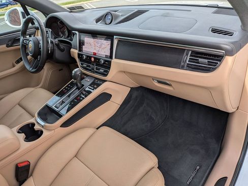 Used 2022 Porsche Macan GTS image 29