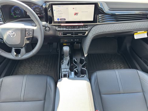 New 2026 Toyota Camry XLE AWD/4WD image 10