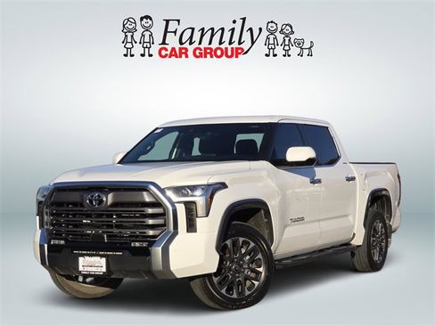 Used 2025 Toyota Tundra Limited image 1