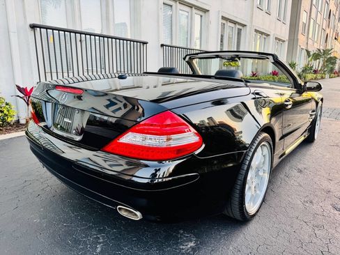 Used 2007 Mercedes-Benz SL 550 image 7