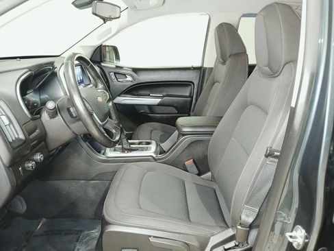 Used 2019 Chevrolet Colorado LT w/ LT Convenience Package AWD/4WD image 10