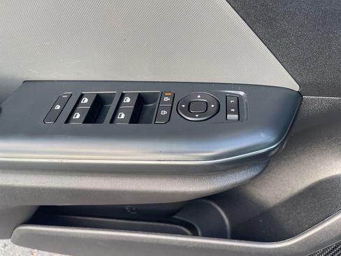 Used 2025 Kia K4 FWD image 29