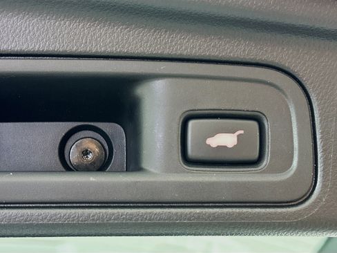 Used 2021 Honda Pilot Elite image 31