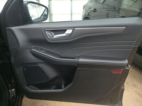 Used 2023 Ford Escape Active w/ Tech Pack #2 image 5