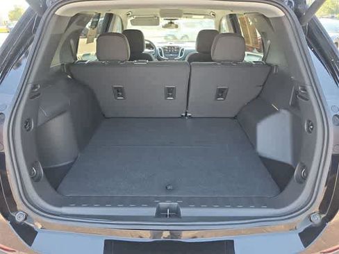 Used 2023 Chevrolet Equinox LT AWD/4WD image 44