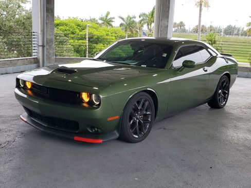 Used 2022 Dodge Challenger GT w/ Plus Package RWD image 4