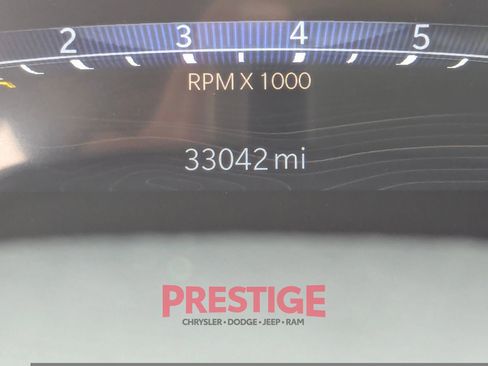 Used 2023 Jeep Grand Cherokee L Laredo AWD/4WD image 12