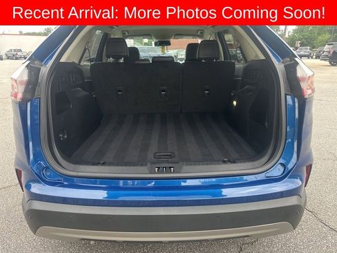 Used 2024 Ford Edge SEL AWD/4WD image 9