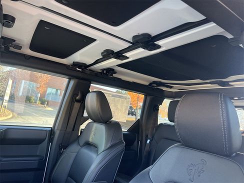 New 2025 Ford Bronco Badlands image 14