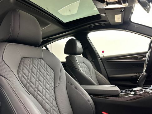 Certified 2023 BMW 540i w/ Premium Package RWD image 32